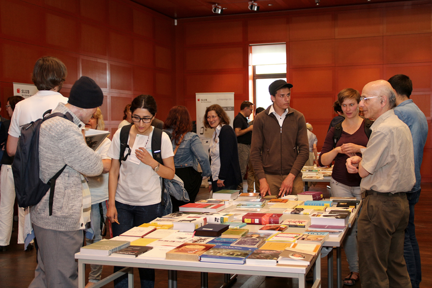 Rundum Buch / All around books Foto: Patrizia Di Benedetto